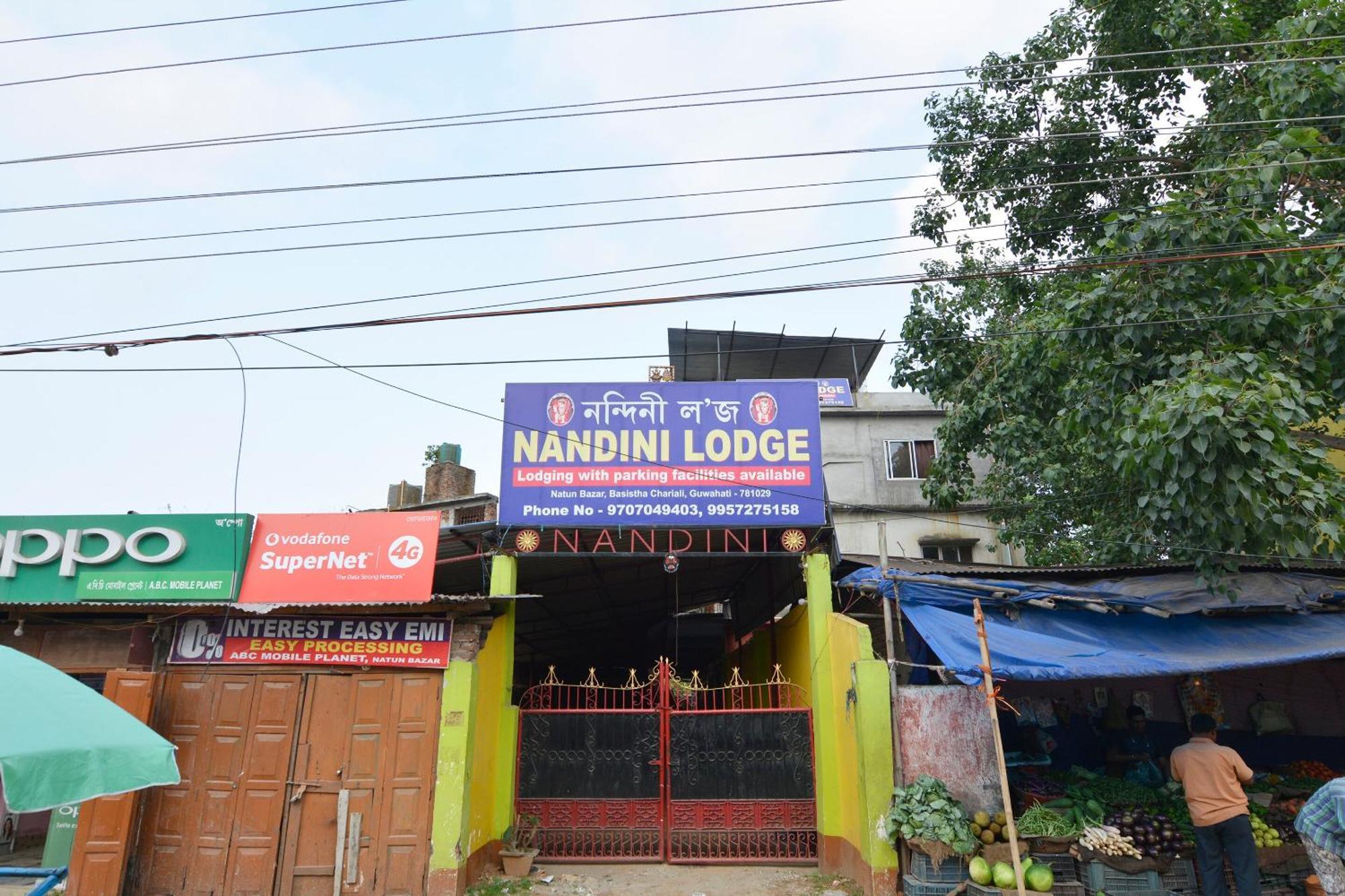 Spot On Nandini Lodge Khanapara Exterior foto